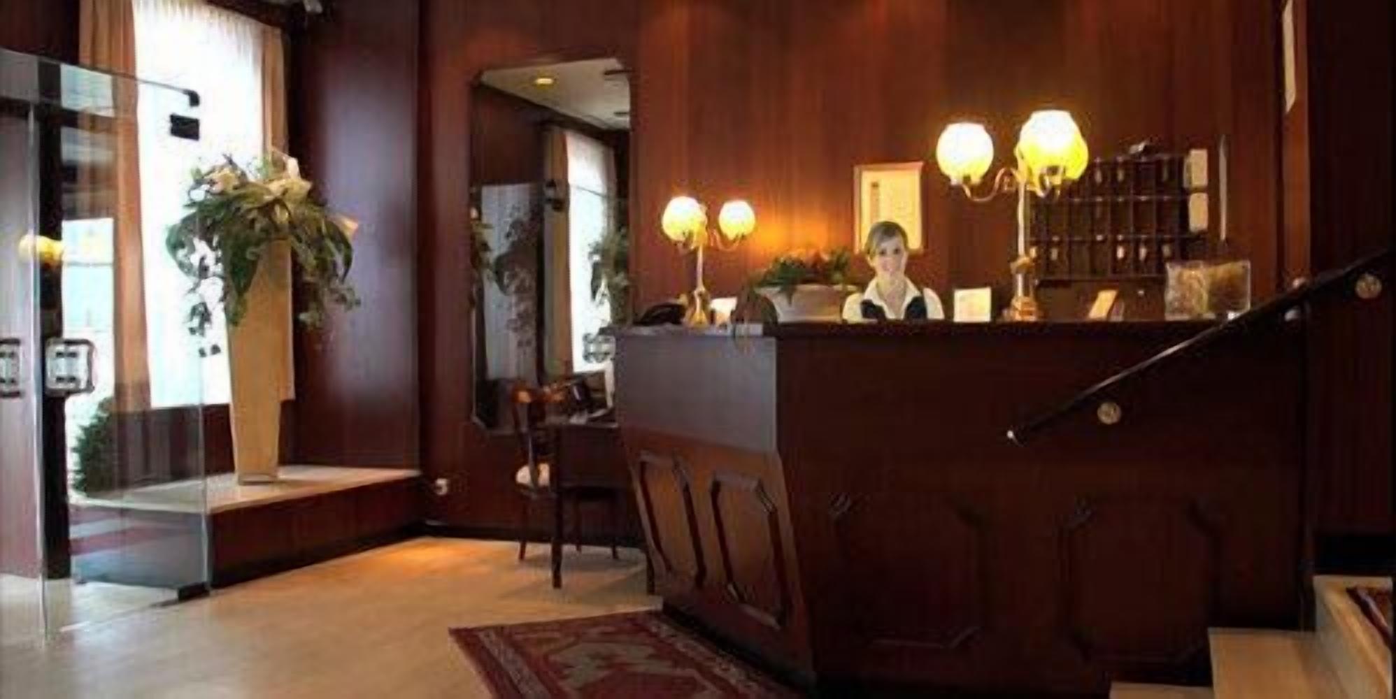 Haus Am Zoo Hotel